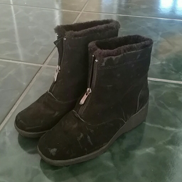 Bass Black Suede Boots - Picture 1 of 8